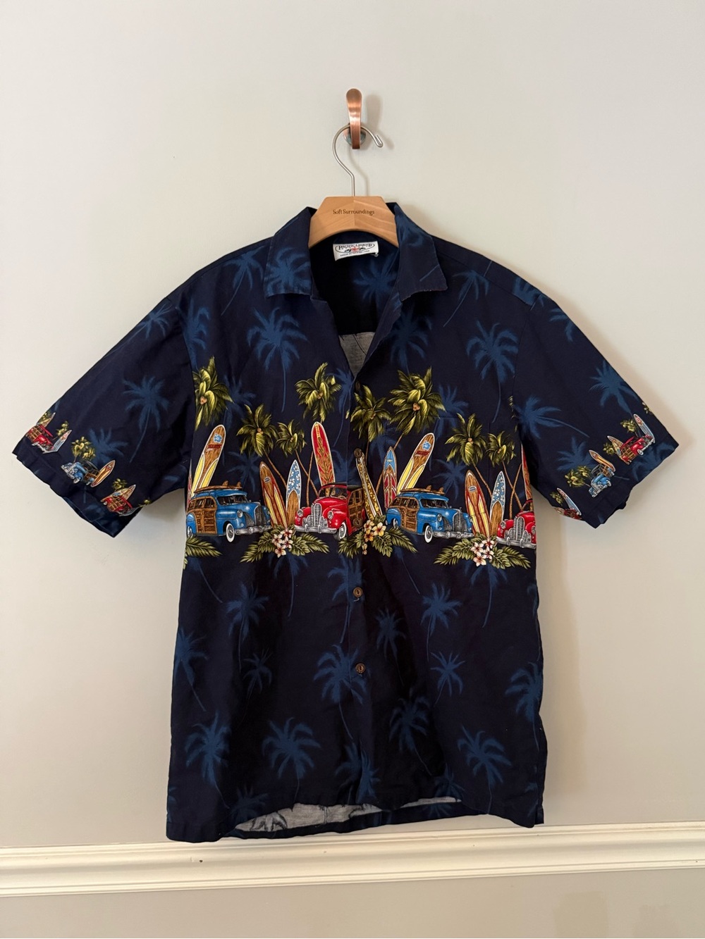 Pacific Legend Apparel luau Hawaiian button down short sleeve shirt. M